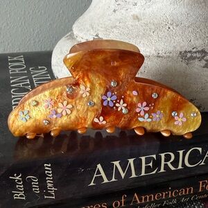 Tortoise Floral Hair Clip with Rhinestones